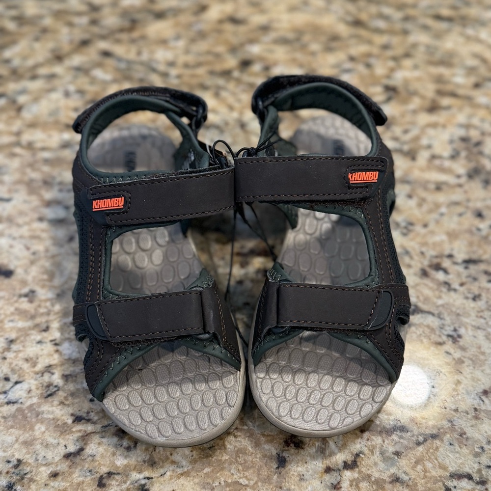 Khombu - Boys strappy sandals, Size 12 - Picture 2 of 5